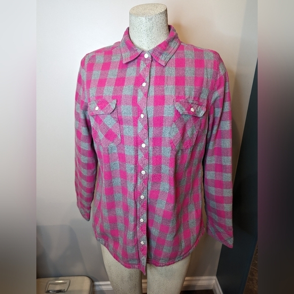 Pink and gray plaid shacket with Sherpa lining woman's Size large - Picture 1 of 9
